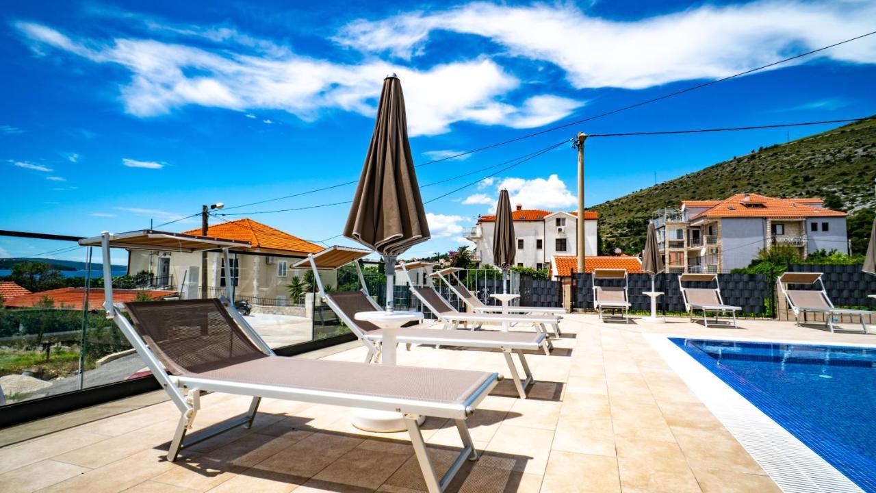 Calma Apartments Τρογκίρ Εξωτερικό φωτογραφία
